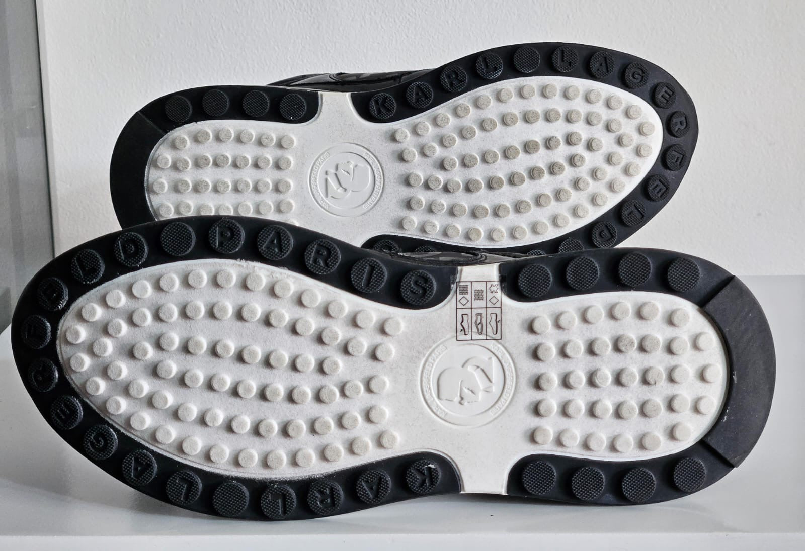 Tenis Karl Lagerfeld Negro – Diseño Urbano Premium