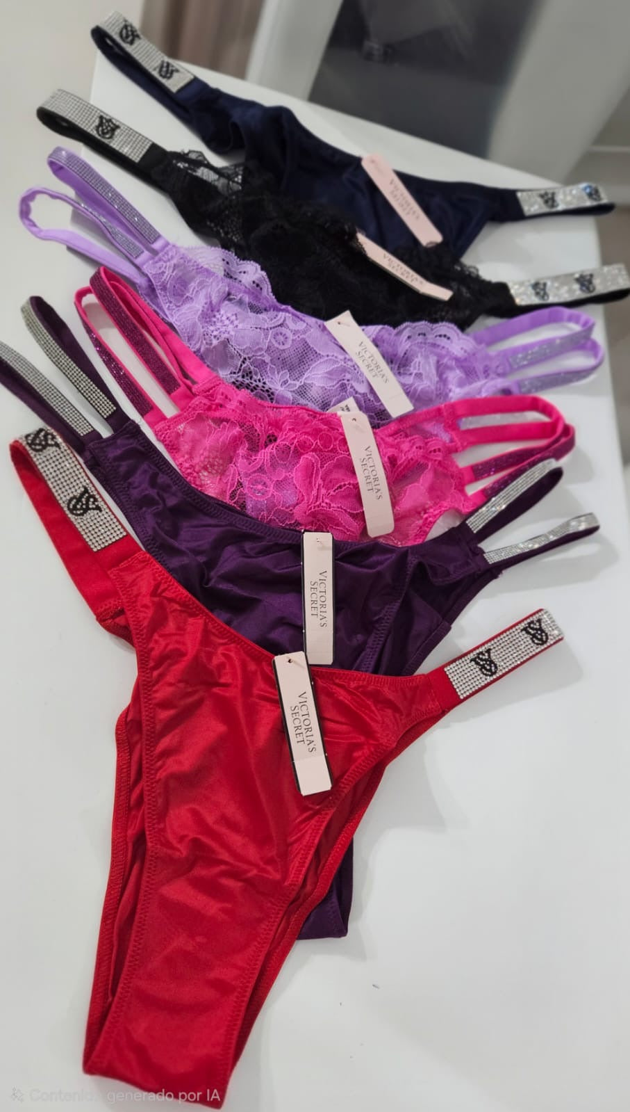 Panties Victoria’s Secret con tiras de brillo – Varios colores