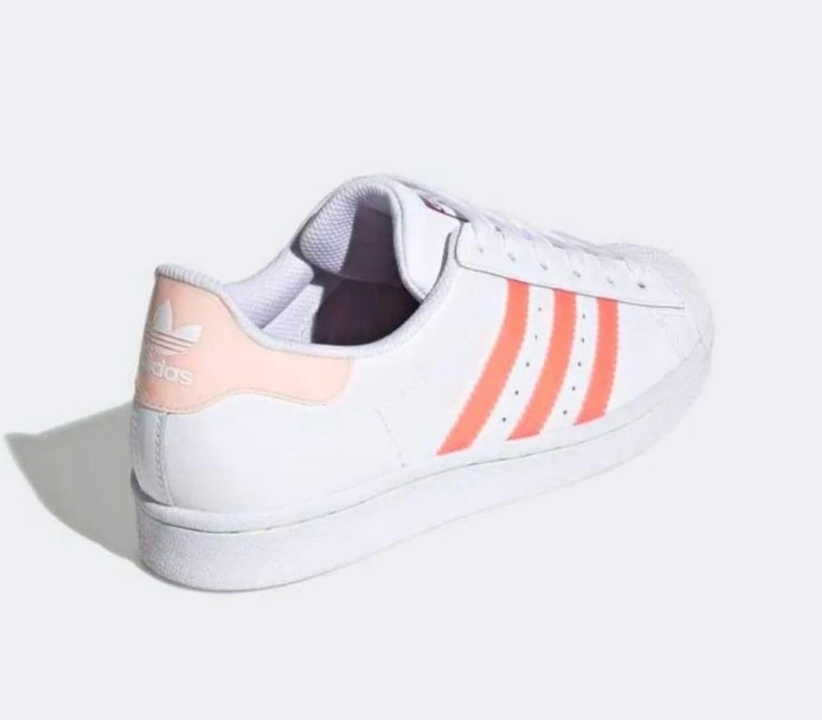 Adidas Superstar Blancas con Franjas Coral